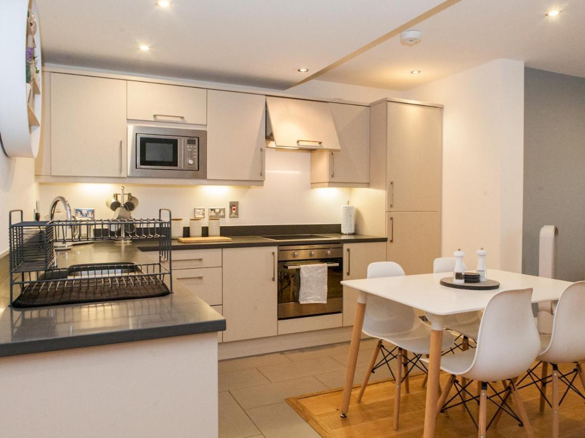 Pass The Keys Large And Modern Studio Flat In South East Londra